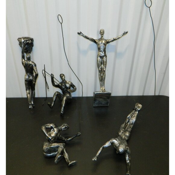 5 Creative Climbing Man Resin Wall Sculptures 3D Wall Art Decor Strong Man Brave - Picture 1 of 16